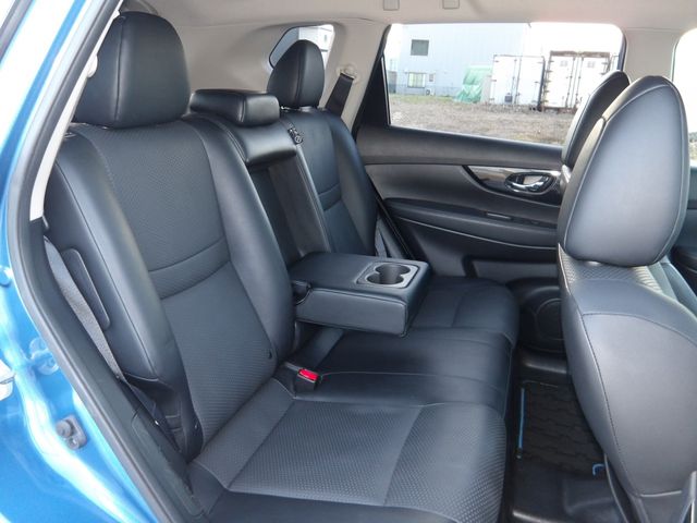 NISSAN X-TRAIL HYBRID 4WD 2019