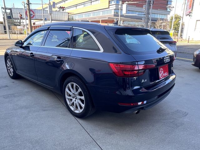 AUDI AUDI A4 AVANT 2017