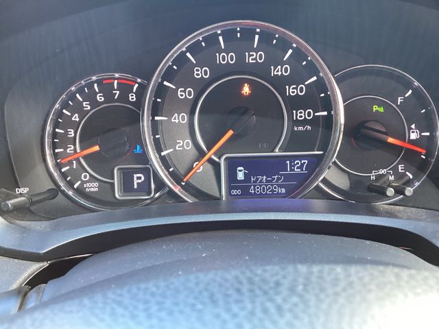 TOYOTA COROLLA FIELDER 2018