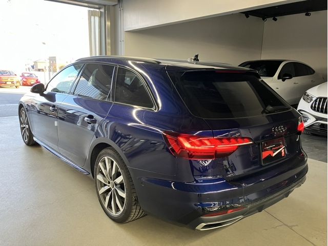 AUDI AUDI A4 AVANT 2022