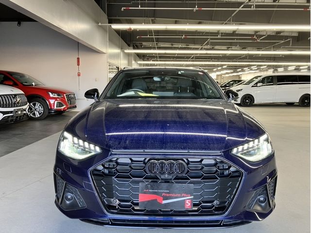 AUDI AUDI A4 AVANT 2022