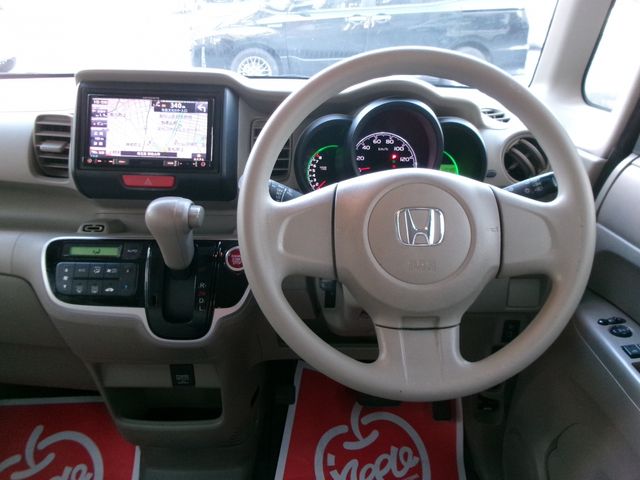 HONDA N BOX 2015