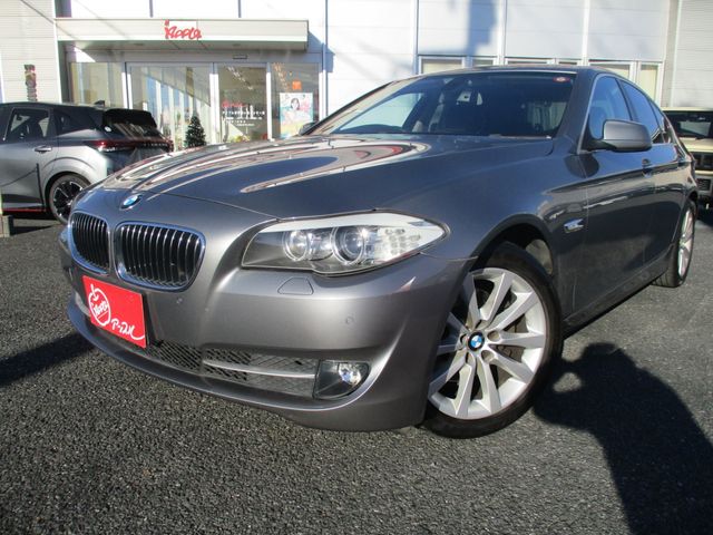 BMW BMW 5series sedan 2010