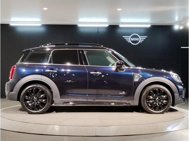 BMW MINI COOPER SD CROSSOVER 2024