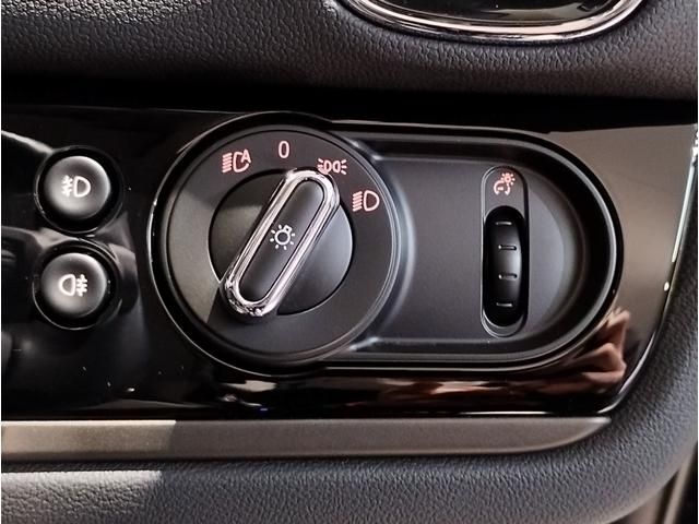 BMW MINI COOPER SD CROSSOVER 2024