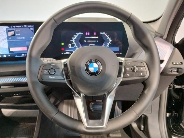 BMW BMW 1series 2025