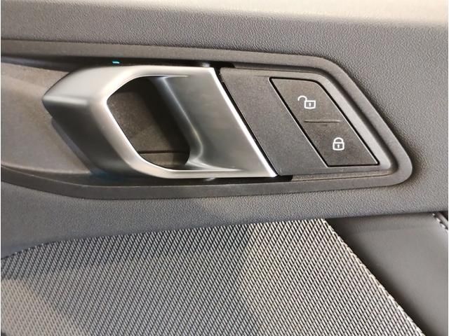 BMW BMW 1series 2025