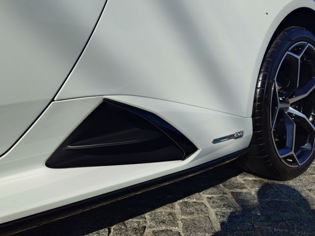 LAMBORGHINI LAMBORGHINI HURACAN 2022