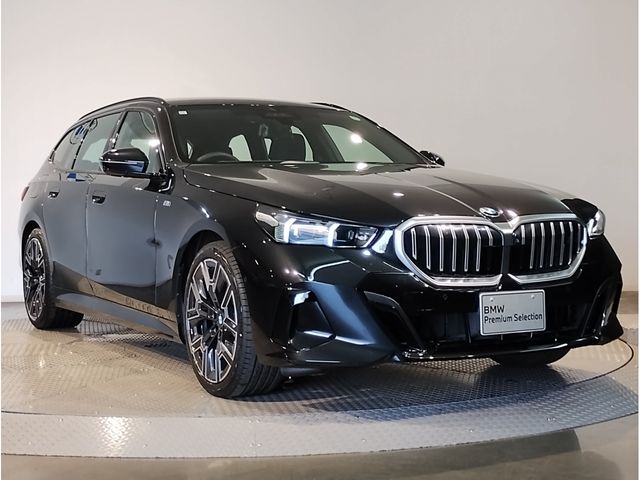 BMW BMW 5series TOURING 2024