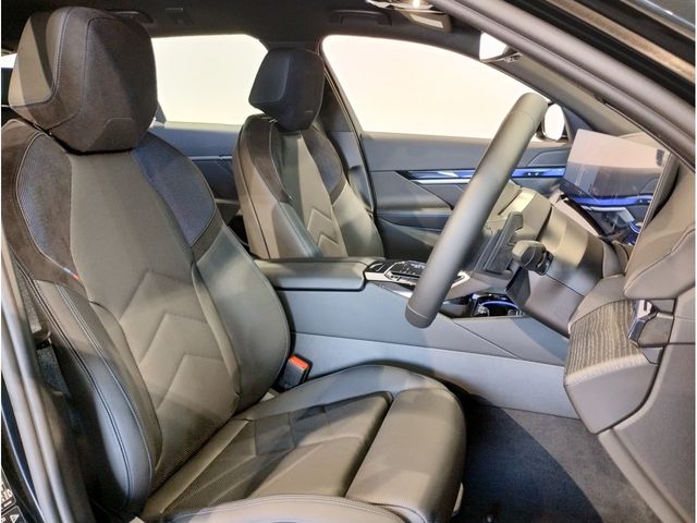 BMW BMW 5series TOURING 2024