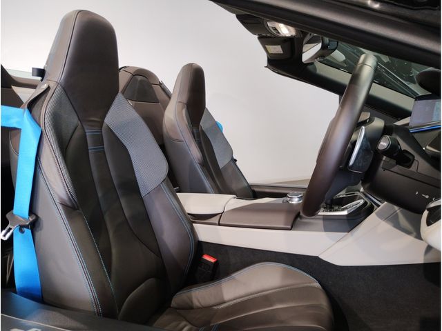 BMW BMW i8 ROADSTAR 2020