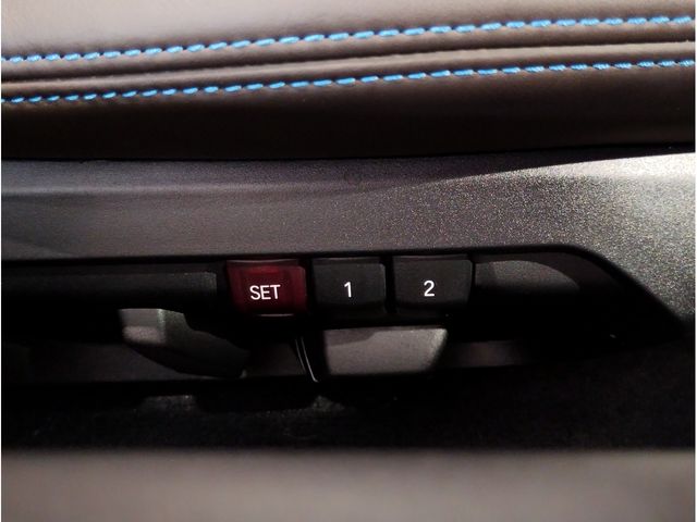 BMW BMW i8 ROADSTAR 2020