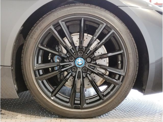 BMW BMW i8 ROADSTAR 2020