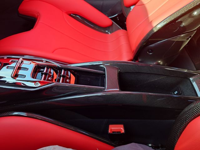 FERRARI FERRARI SF90 Spider 2022