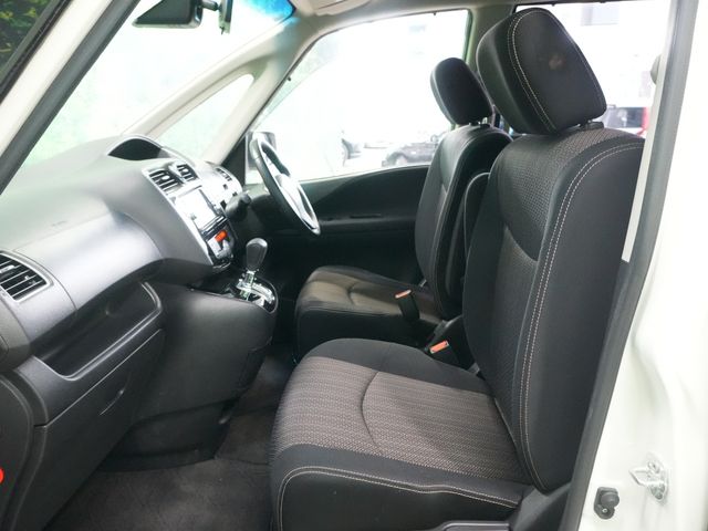 NISSAN SERENA  S-HYBRID 2015