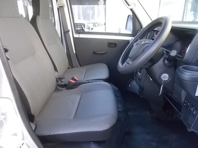 DAIHATSU HIJET CARGO 4WD 2019