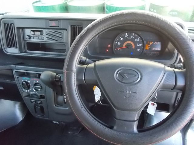 DAIHATSU HIJET CARGO 4WD 2019