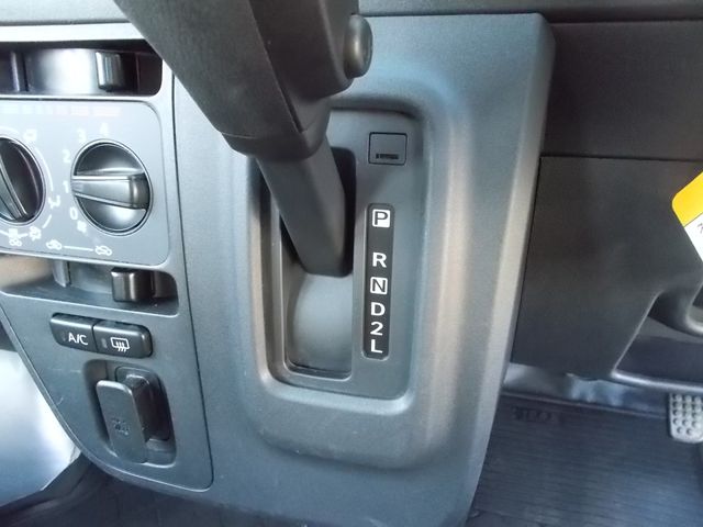 DAIHATSU HIJET CARGO 4WD 2019