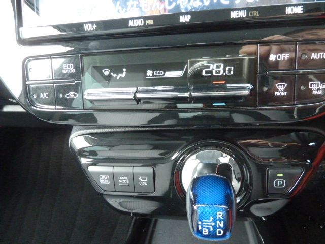 TOYOTA PRIUS 4WD 2019