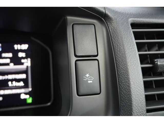 TOYOTA HIACE wagon 4WD 2025