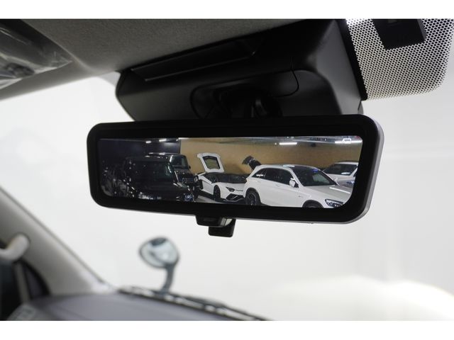 TOYOTA HIACE wagon 4WD 2025