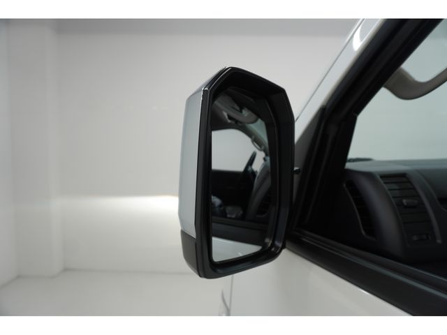 TOYOTA HIACE wagon 4WD 2025