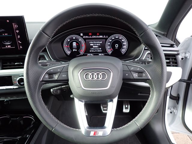 AUDI AUDI A4 AVANT 2022