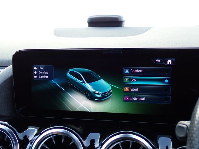 MERCEDES BENZ MERCEDES BENZ B class 2023