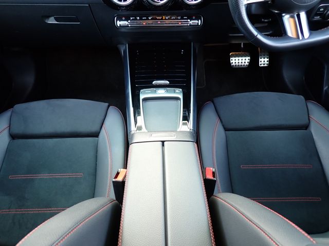 MERCEDES BENZ MERCEDES BENZ B class 2023