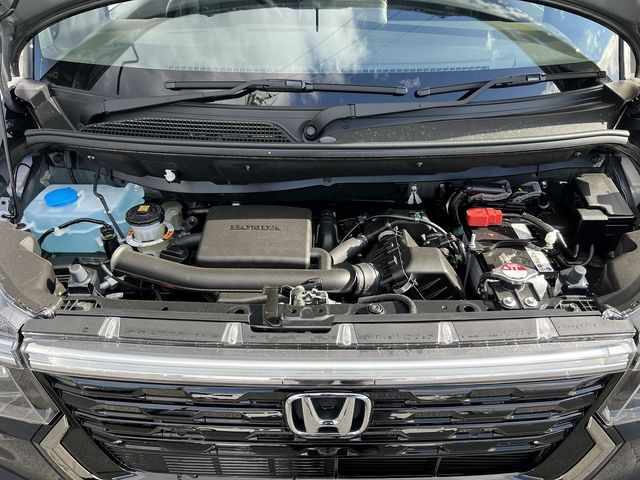 HONDA N BOX CUSTOM 4WD 2025