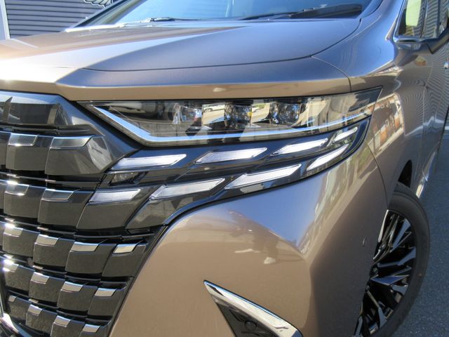 TOYOTA ALPHARD hybrid 2025