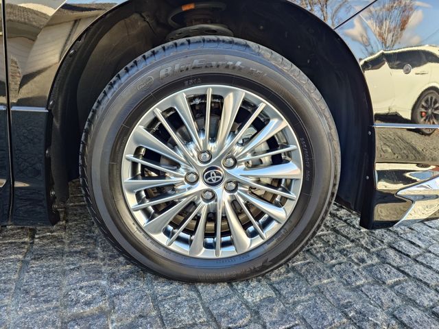 TOYOTA ALPHARD hybrid 4WD 2022