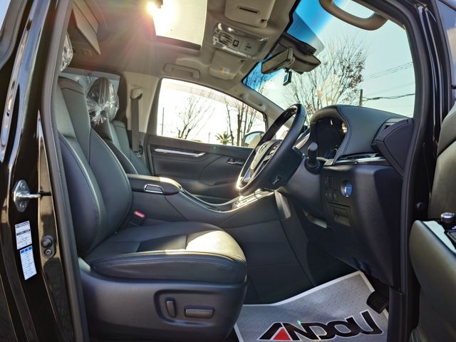 TOYOTA ALPHARD hybrid 4WD 2022