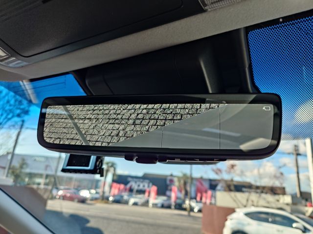 TOYOTA ALPHARD hybrid 4WD 2022