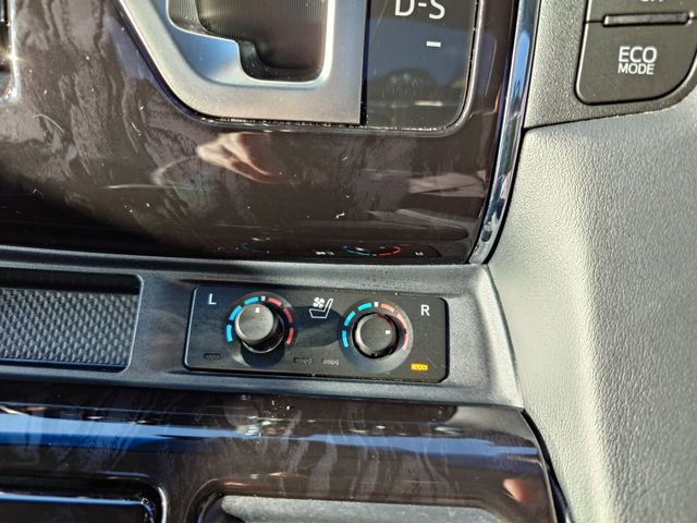 TOYOTA ALPHARD hybrid 4WD 2022