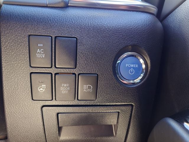 TOYOTA ALPHARD hybrid 4WD 2022