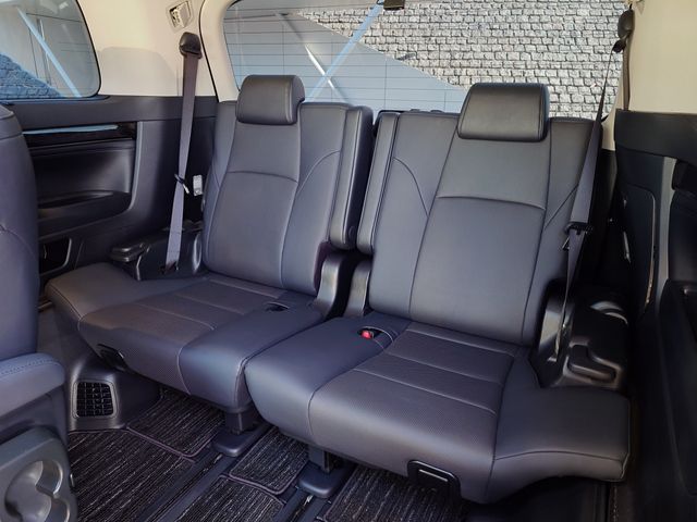 TOYOTA ALPHARD hybrid 4WD 2022