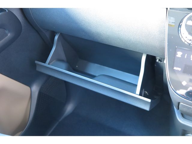 MITSUBISHI DELICA MINI 2025