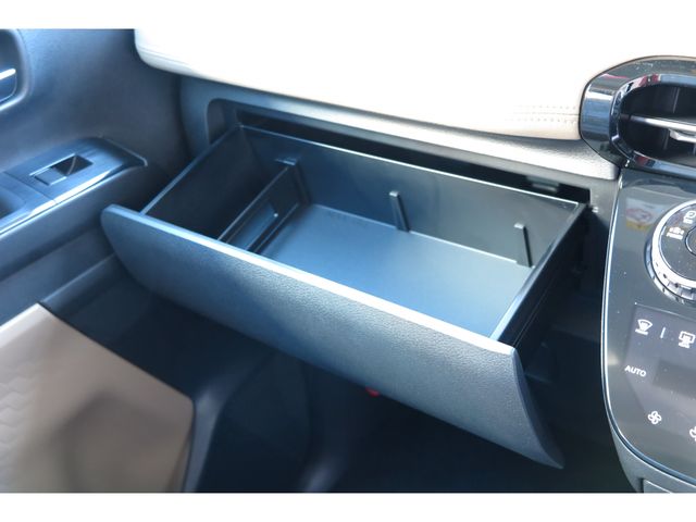 MITSUBISHI DELICA MINI 2025