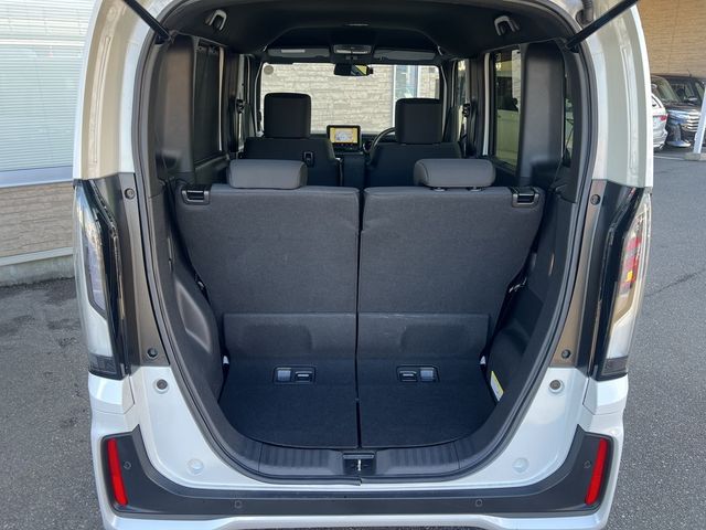 HONDA N BOX CUSTOM 2024