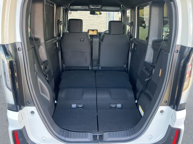 HONDA N BOX CUSTOM 2024