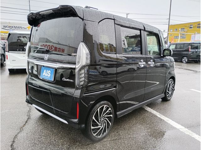 HONDA N BOX CUSTOM 4WD 2023