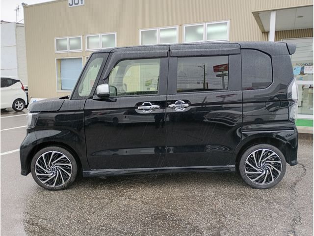 HONDA N BOX CUSTOM 4WD 2023