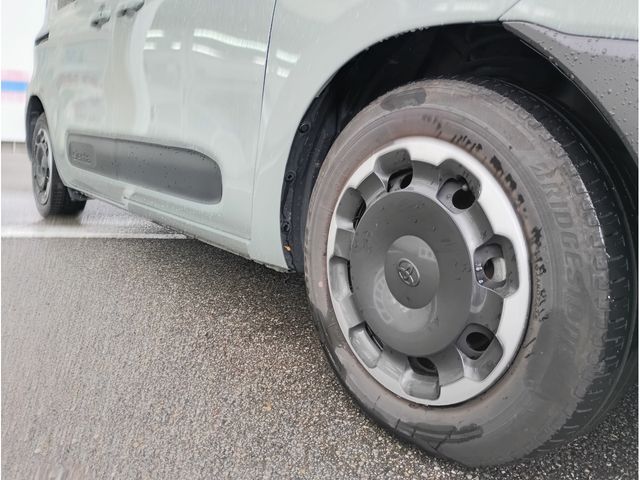 TOYOTA SIENTA HYBRID 2023