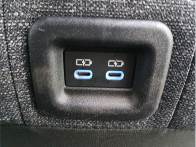 TOYOTA SIENTA HYBRID 2023