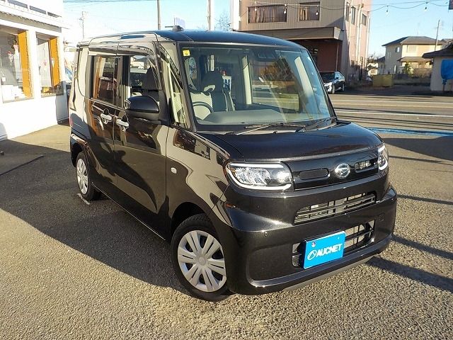 DAIHATSU TANTO 4WD 2020