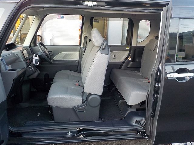 DAIHATSU TANTO 4WD 2020