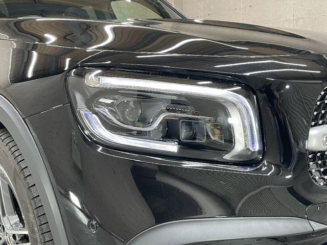 MERCEDES BENZ MERCEDES BENZ GLB 2023