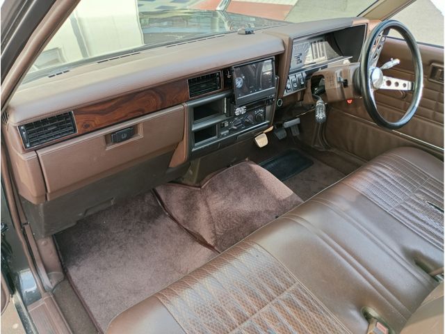 NISSAN CEDRIC van 1997