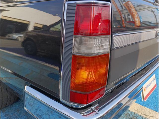 NISSAN CEDRIC van 1997